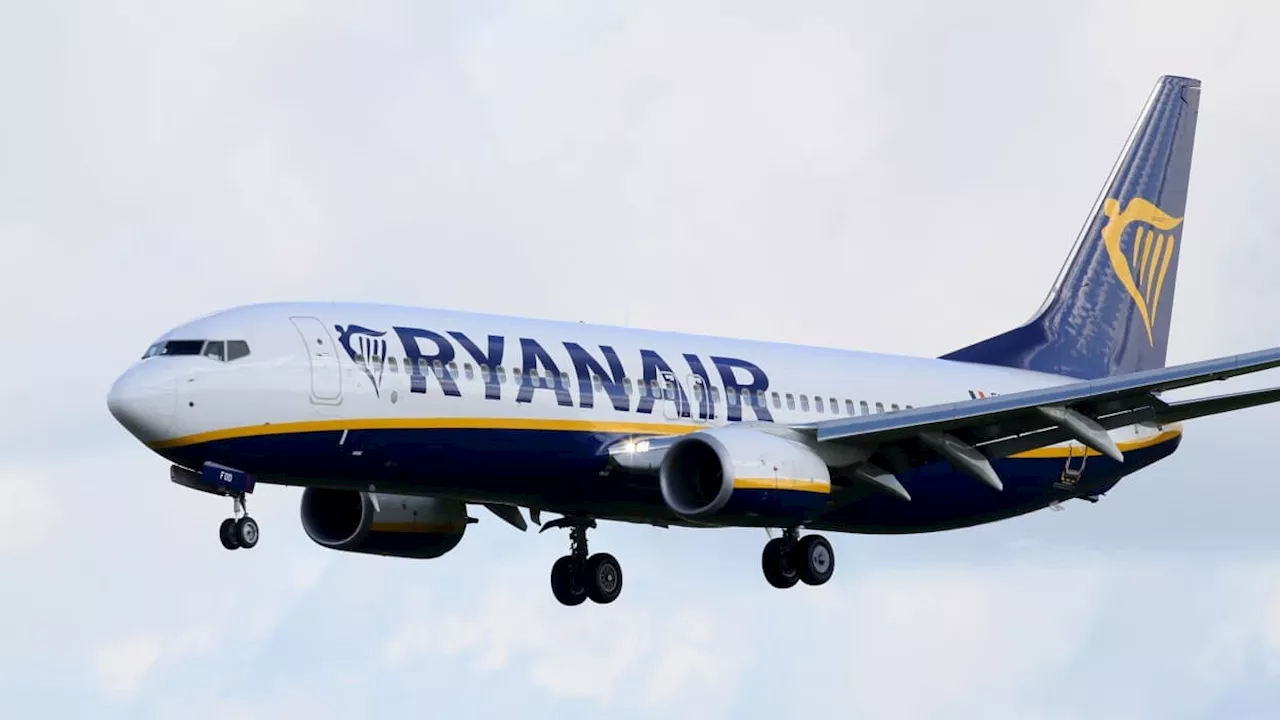 Italie: le moteur d'un Boeing de Ryanair prend feu juste avant le décollage