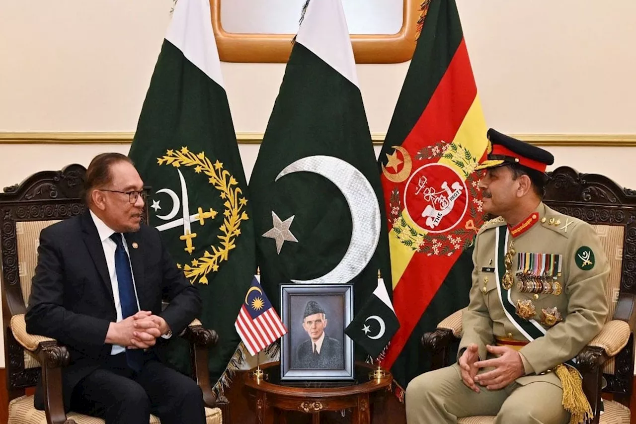 Malaysian PM, COAS discuss bilateral interests, regional security