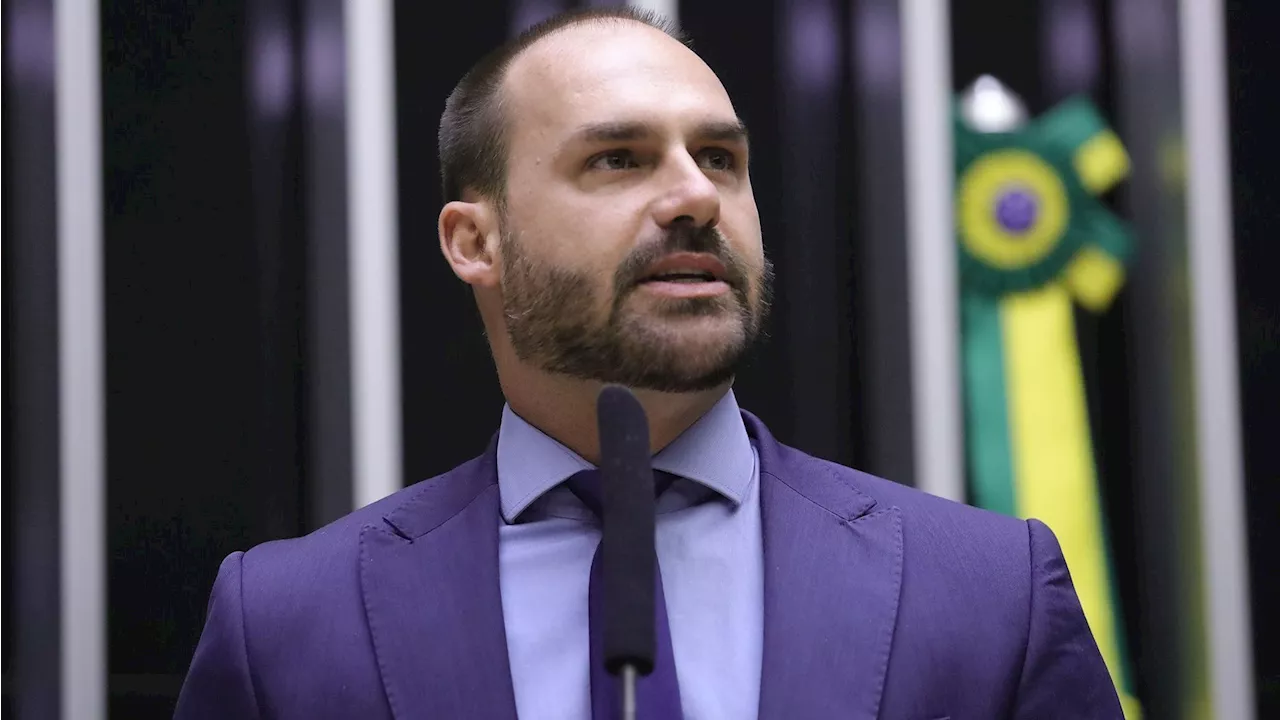 À CNN, Eduardo Bolsonaro confirma possibilidade de assumir o PL