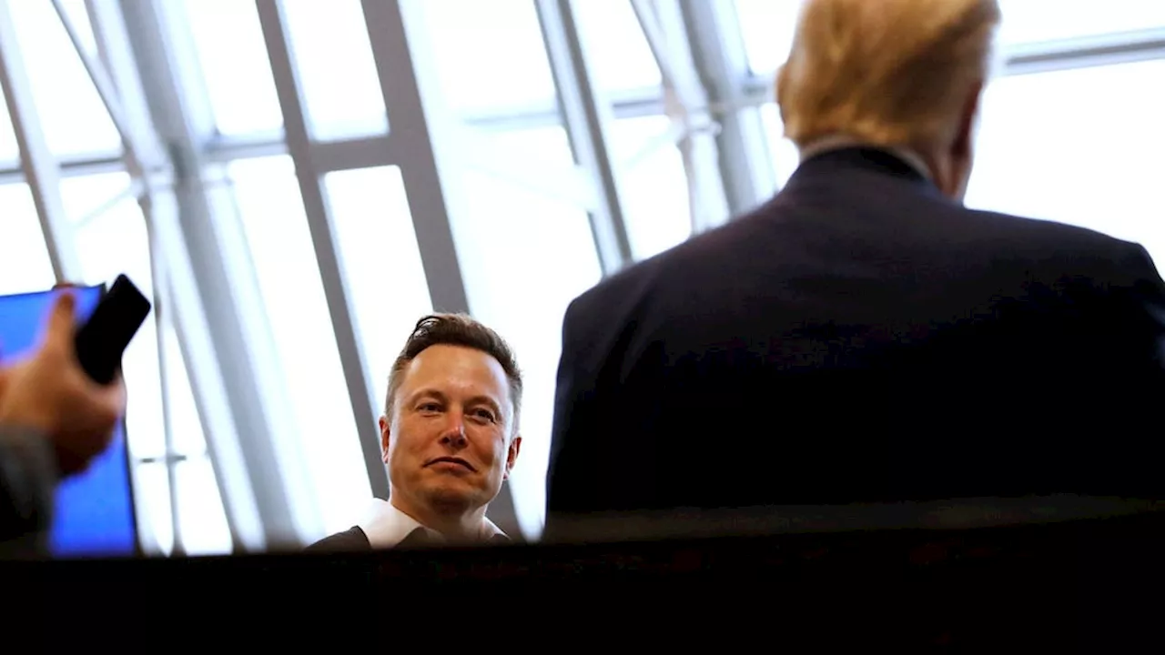 Elon Musk framträder med Donald Trump i Butler, Pennsylvania