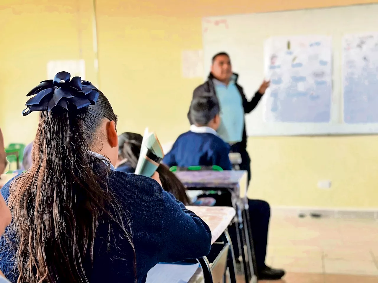 Fuera de la escuela, más de 3.7 millones de menores