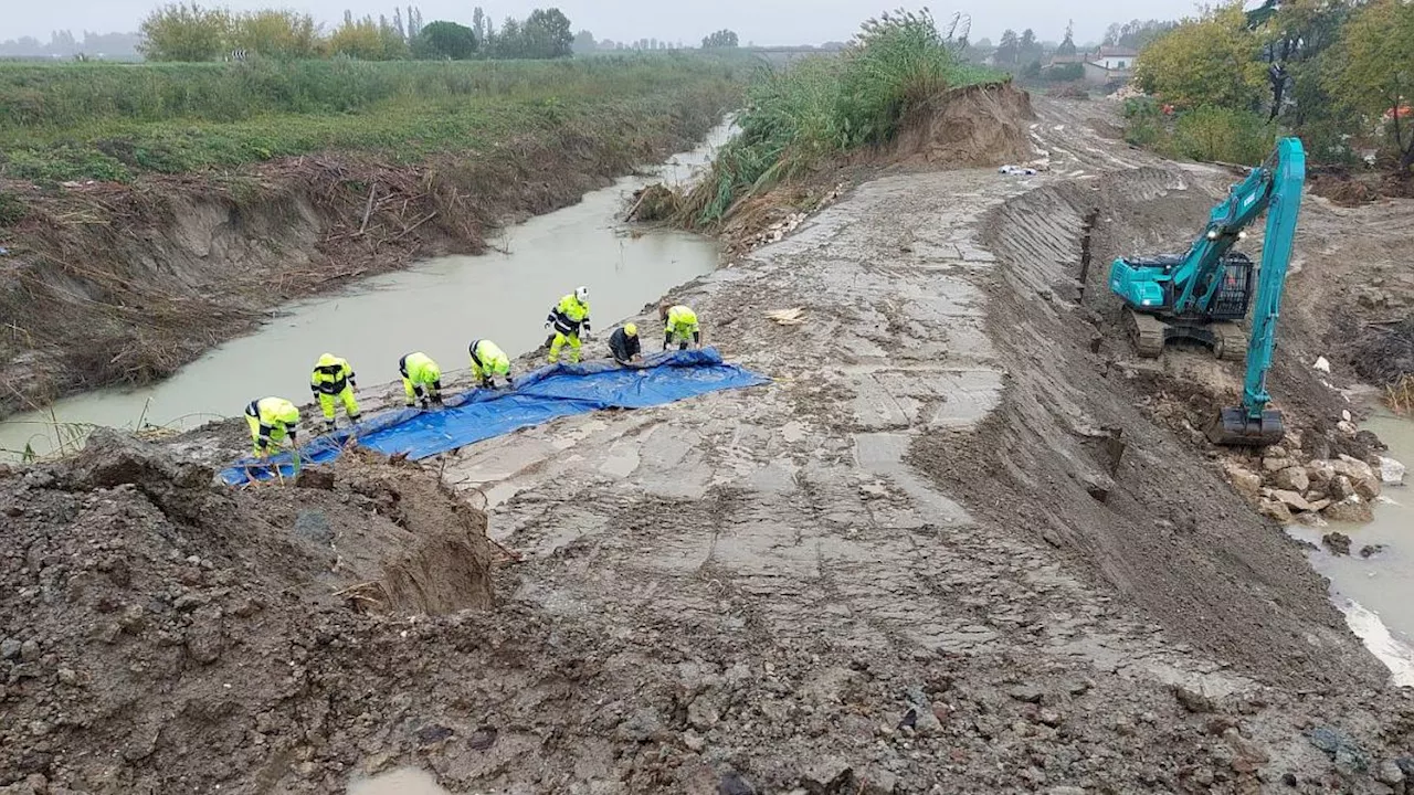 Emilia Romagna, il Lamone ha rotto di nuovo l'argine a Traversara