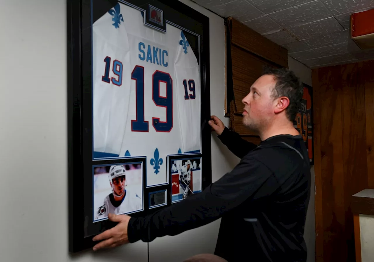 Quebec Nordiques fans turn up to see Kings, but still mourn lost hockey team