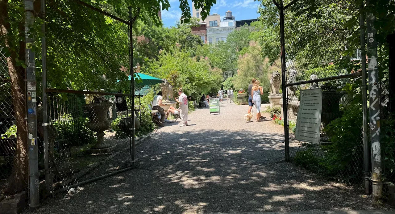 You have less than 2 weeks to visit the Elizabeth Street Garden one last time