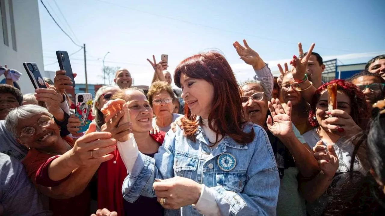 La Cámpora propone a Cristina Kirchner para el PJ y agita una candidatura