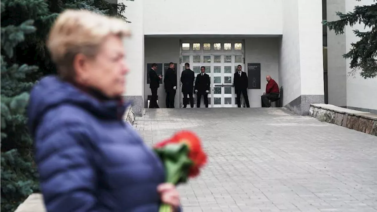 В Москве началось прощание с Вячеславом Добрыниным