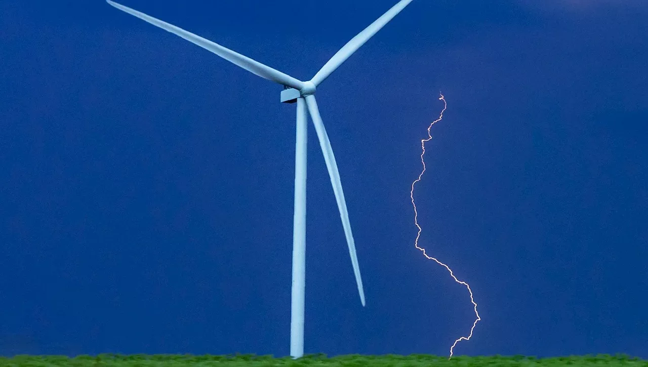 Michel Barnier's Remarks on Wind Turbines Cause Outcry in Renewable Energy Sector