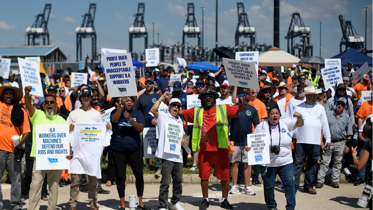 Aux États-Unis, la grève des dockers qui menaçait Kamala Harris prend (déjà) fin