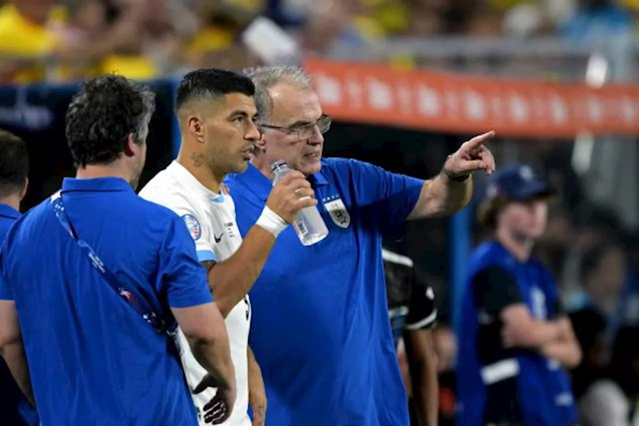 « Notre relation était uniquement professionnelle » : Luis Suarez s'attaque à Marcelo Bielsa après sa retra...