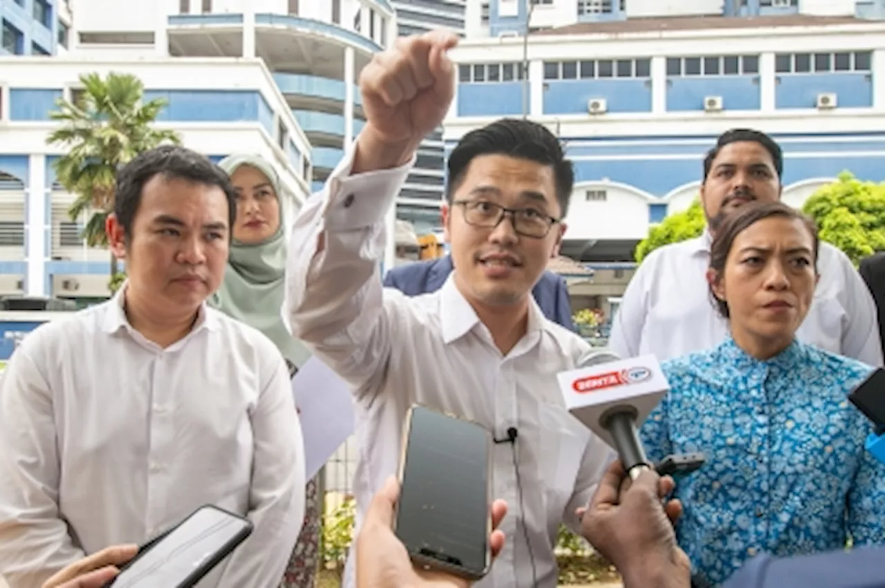 Confirmed illegal, Ipoh cafe keeps doors open, drawing ire of Canning Garden residents as customers litter and block their entrances