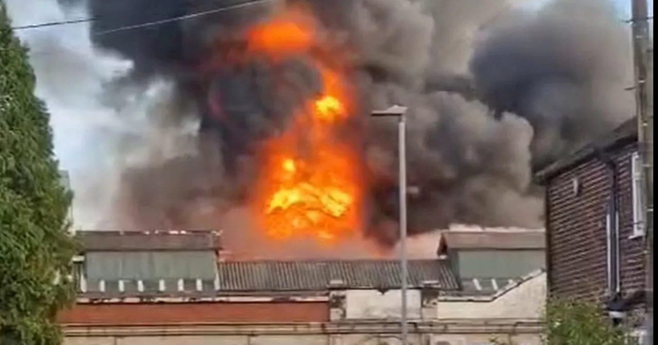 'It was chaos': Moment emergency crews descended on street as huge fire erupts