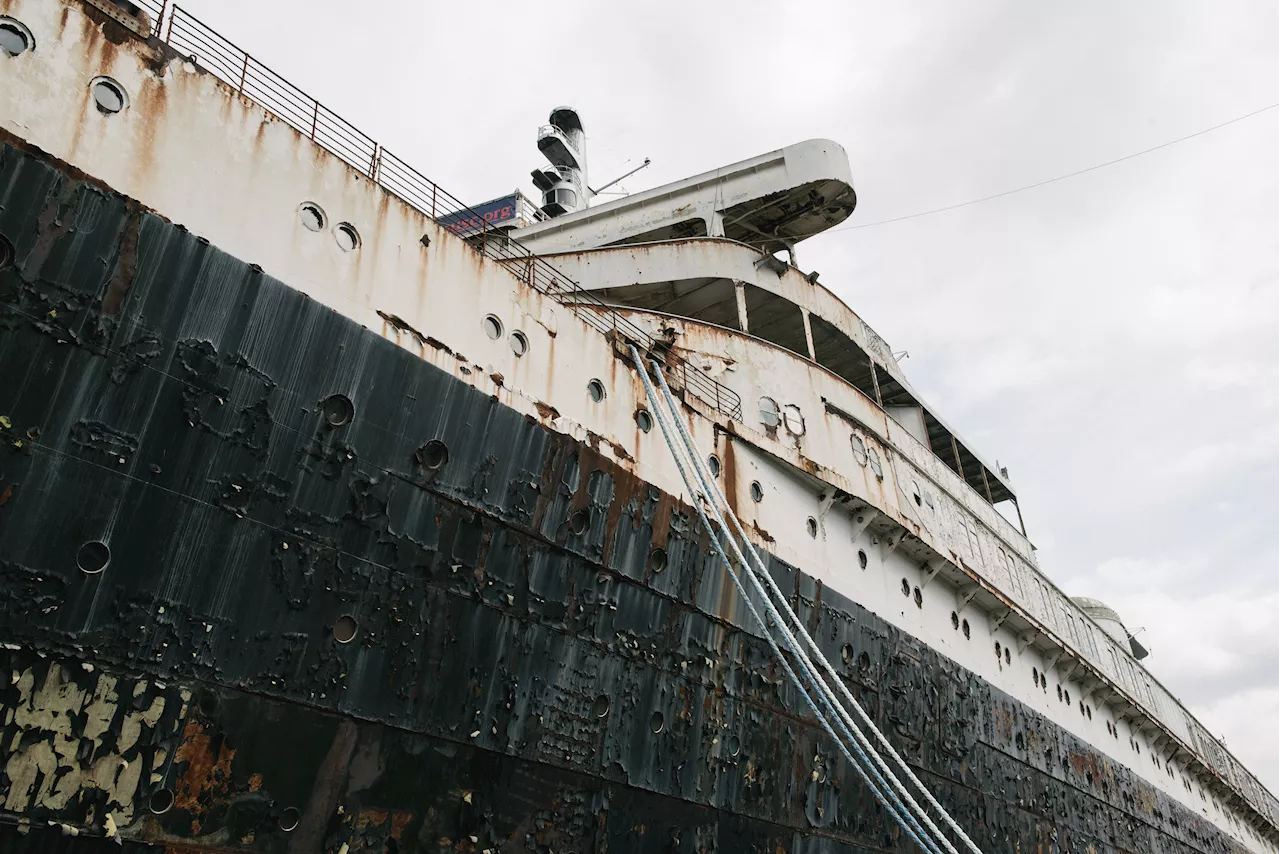 Burglar Damages SS United States in Philadelphia Days After Artificial Reef Deal