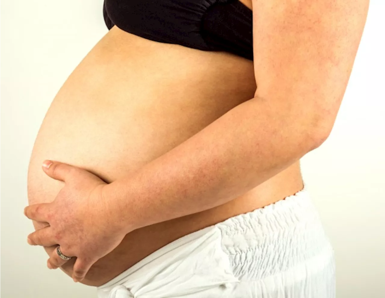 Here’s why getting a covid shot during pregnancy is important