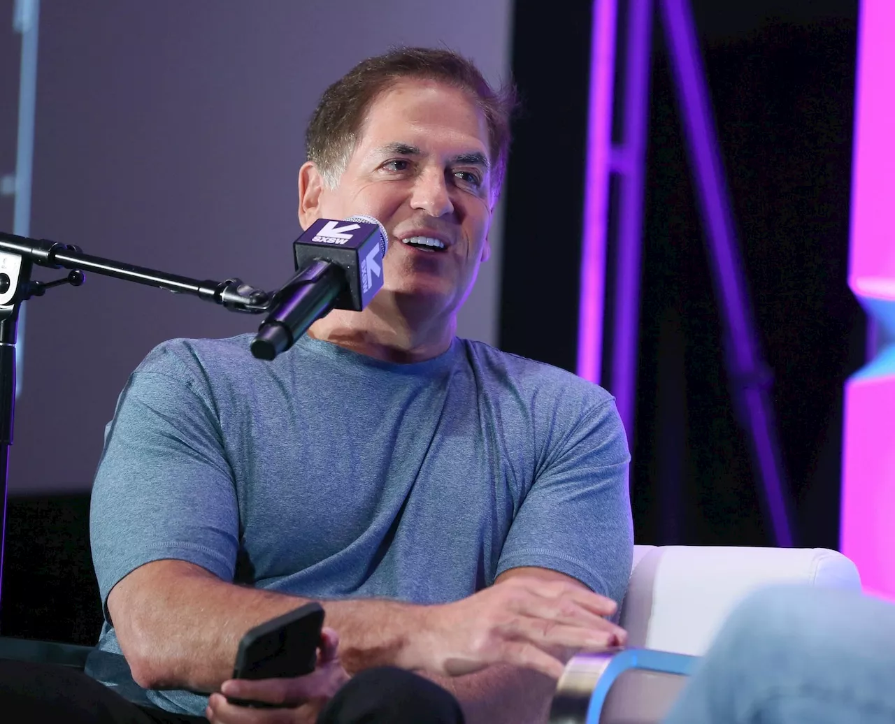 Podcast star ‘would’ve been a billionaire with (Mark Cuban)’ if he didn’t ‘(expletive) up’