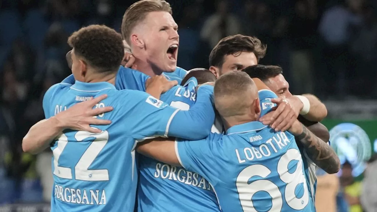 Napoli verstevigt koppositie met moeizame zege op Como