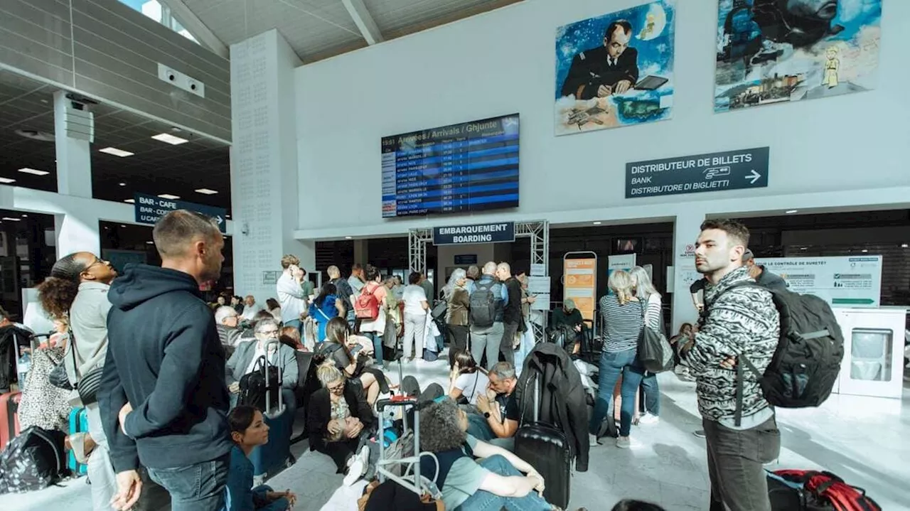 Comment la Corse a été bloquée 24 heures avec la grève dans les ports et aéroports