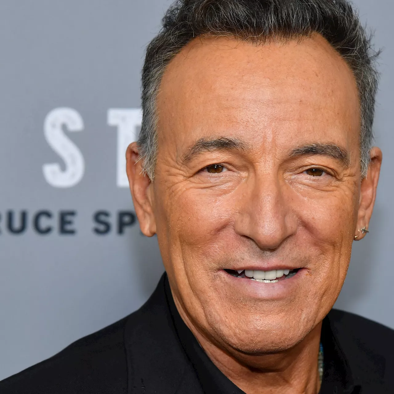 Bruce Springsteen soutient Kamala Harris et qualifie Donald Trump de 'dangereux'