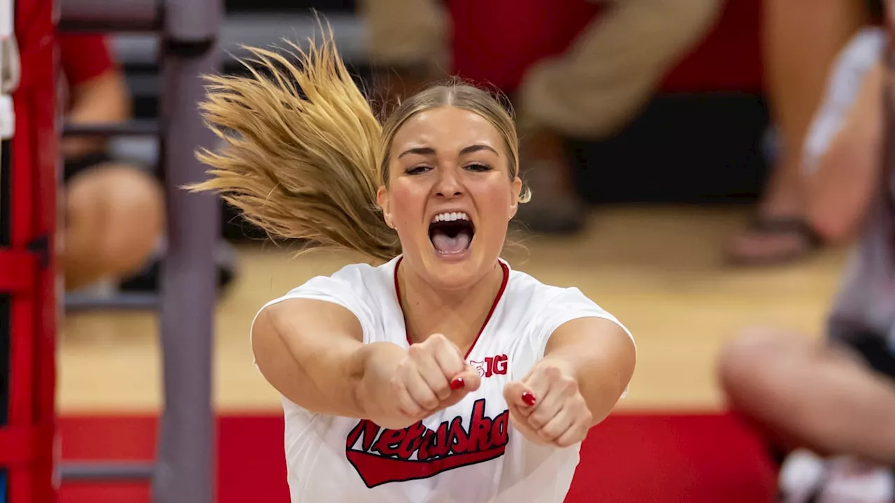 Leyla Blackwell Delivers for Nebraska Volleyball in Win Over Illinois