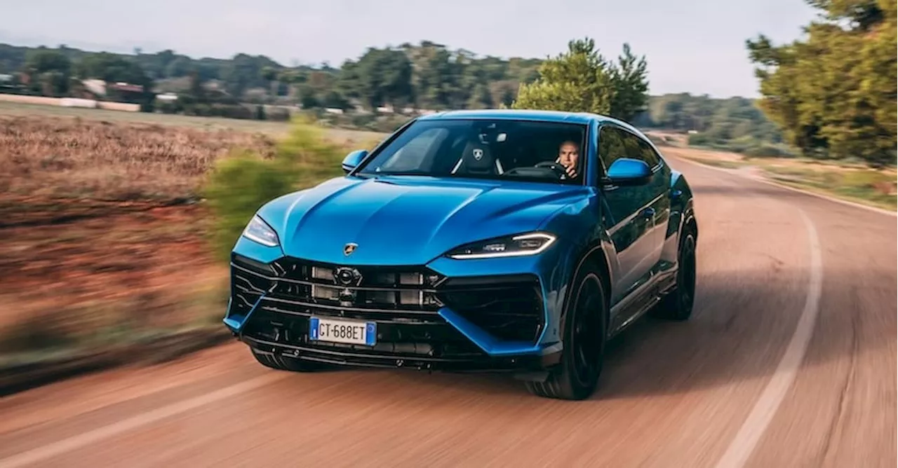 Lamborghini Urus Se, prova su strada in offroad del suv ibrido plug-in con 800 cv