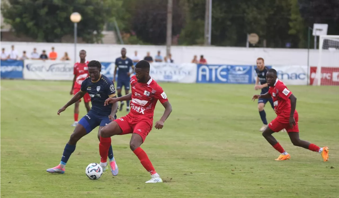 Football (National 2) : réduit à 10, Bergerac rend les armes à Angoulême