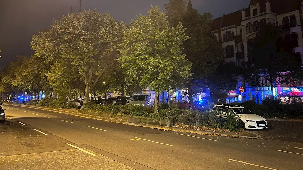 Tatverdächtiger auf der Flucht: Mann durch Schüsse in Berlin-Kreuzberg verletzt