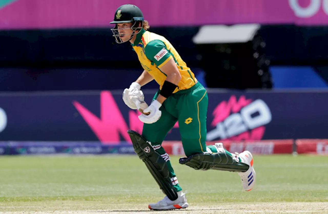 Stubbs hits maiden century as South Africa make 343-4 against Ireland