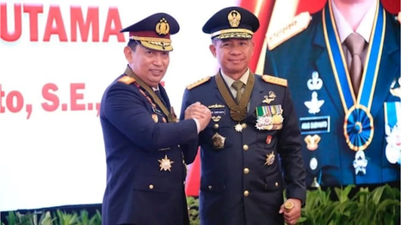 Kapolri Beri Bintang Bhayangkara Utama ke Panglima dan 3 Kepala Staf TNI, Sampaikan Pesan Ini