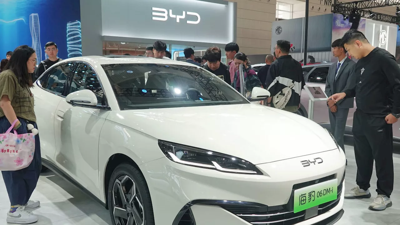 EU votes to impose tariffs on Chinese EVs