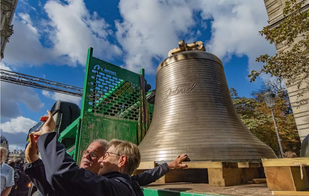 La cloche Gabriel est installée : Dernière étape avant la réouverture de Notre-Dame