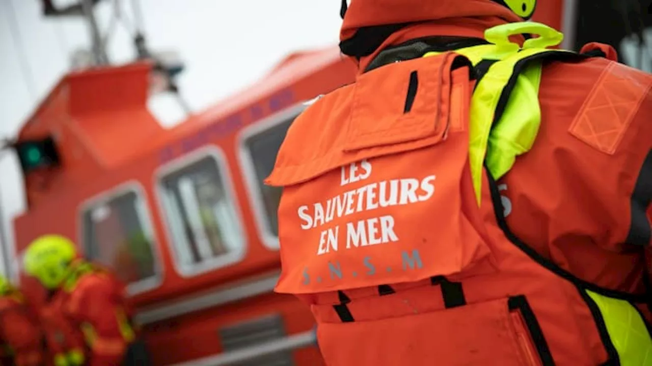 Saint-Tropez: trois blessés graves et une personne recherchée après un accident de bateau en mer