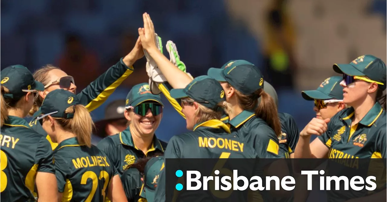 Mooney to rescue as Australia win World T20 opener against Sri Lanka