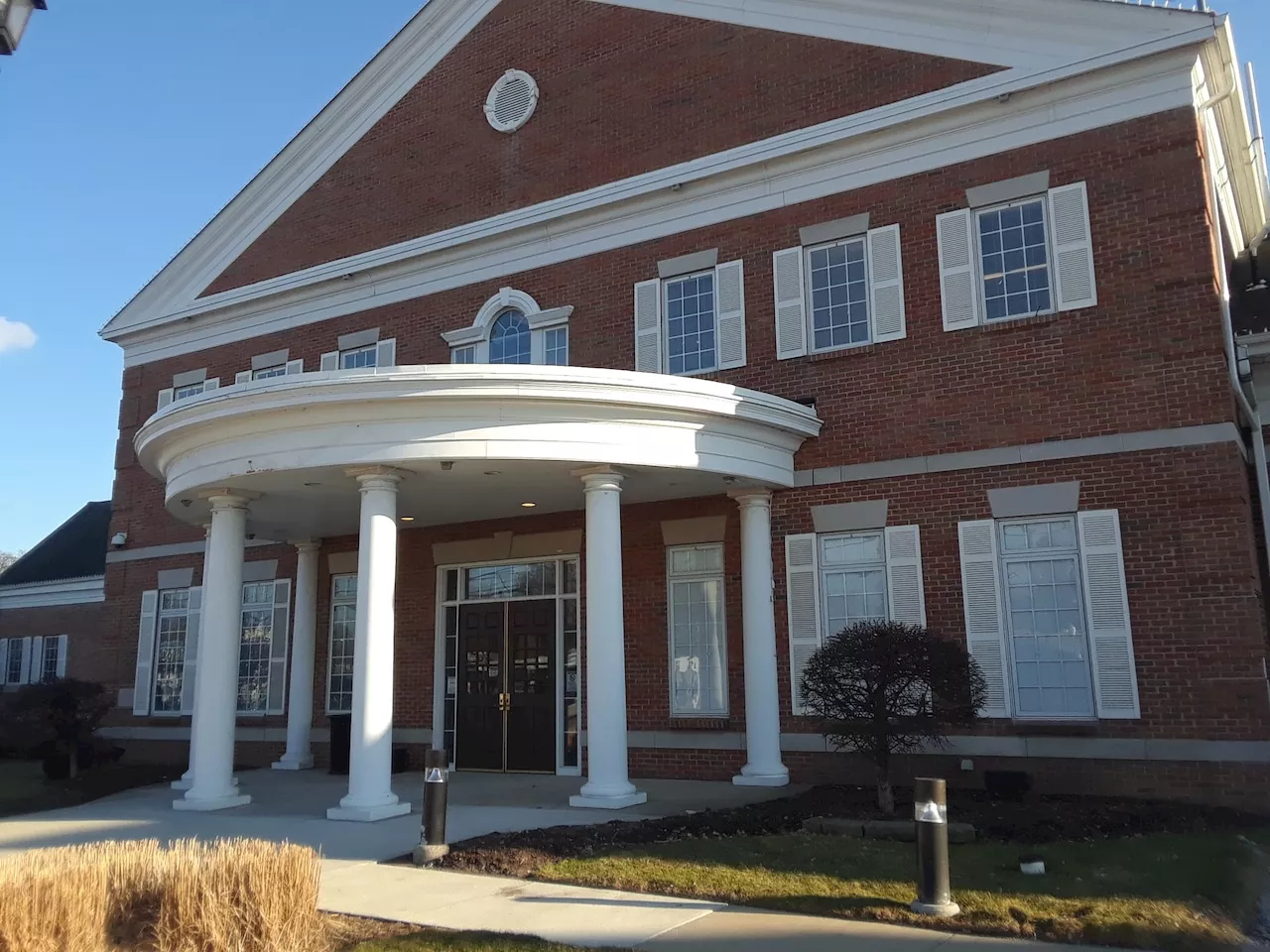 Five men put their hats in the ring to replace former Mayfield Heights councilman DeJohn