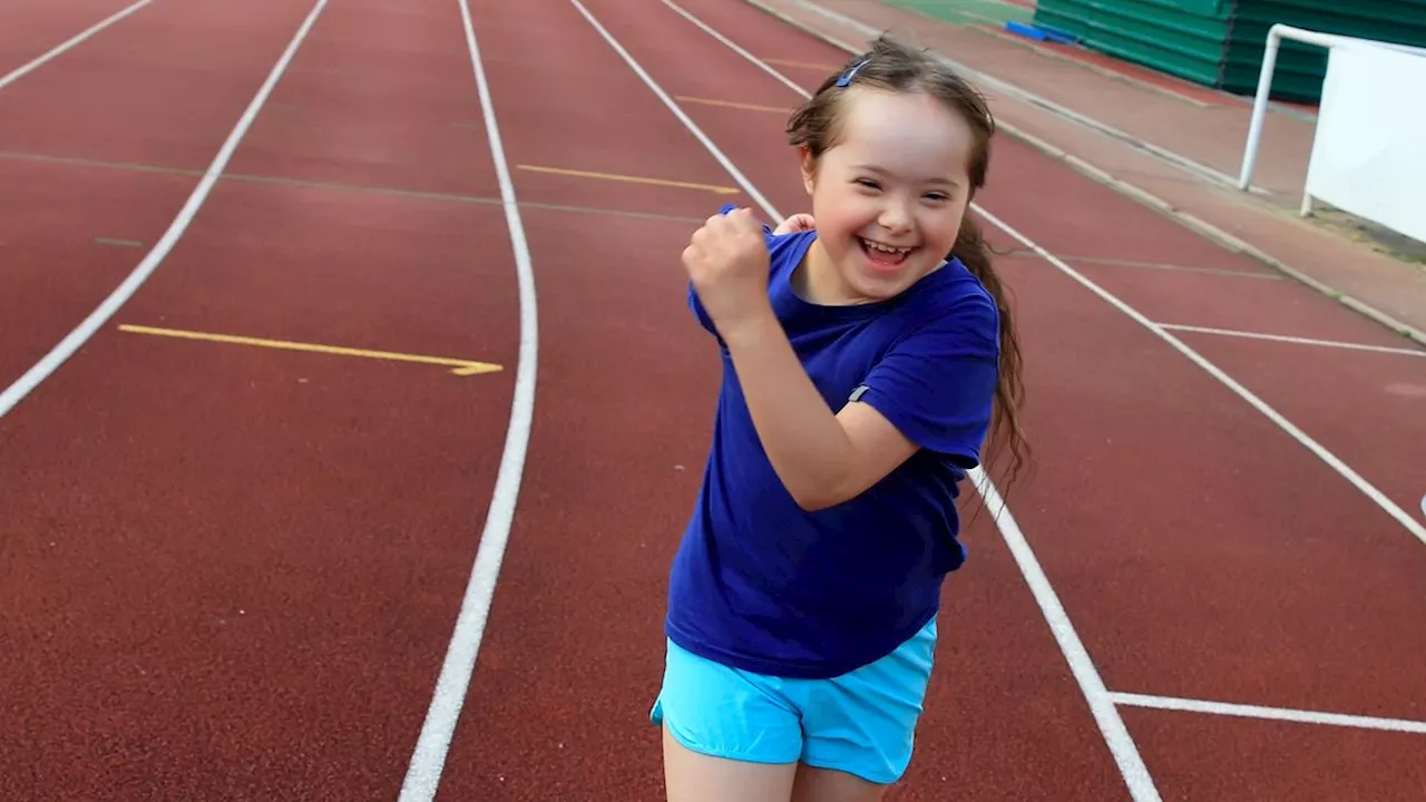 Leben mit Downsyndrom: Mitten im 50-Meter-Lauf blieb unsere Tochter stehen, weil ein anderes Kind sich wehgetan hatte