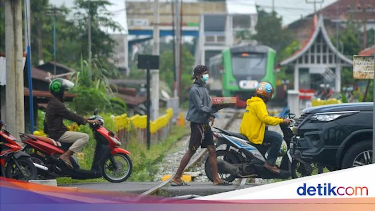 KAI Tutup 130 Perlintasan Sebidang Rawan Kecelakaan