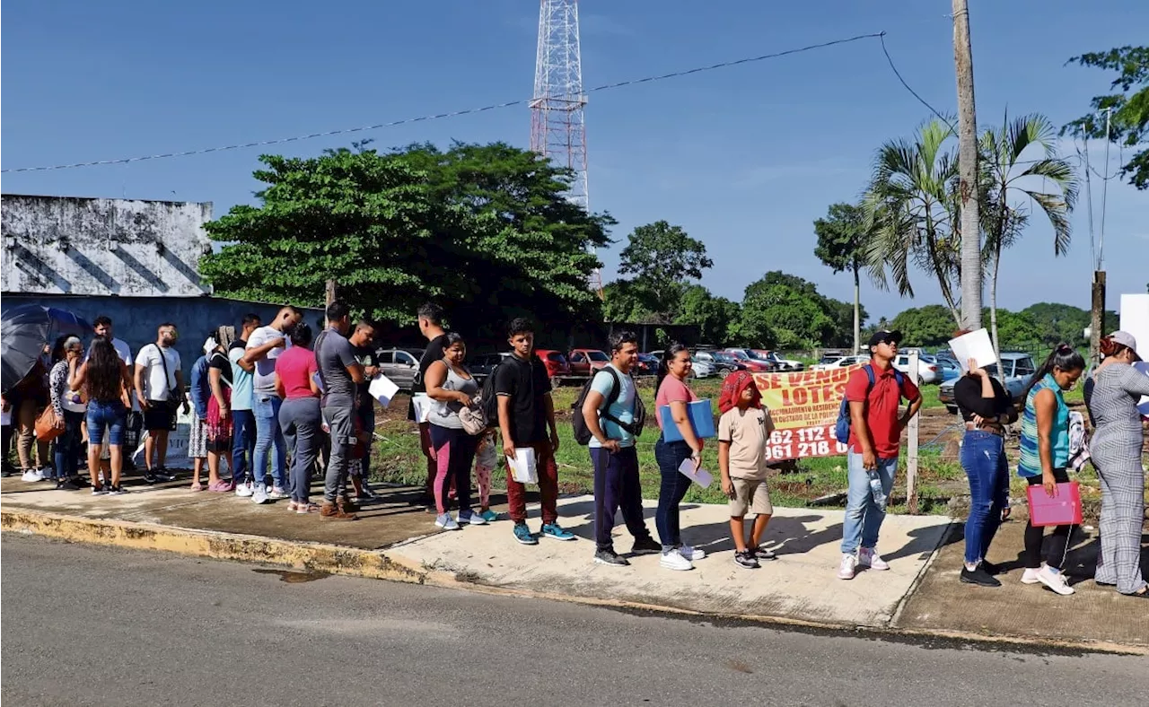 Cerca de 800 migrantes salen en caravana desde Chiapas; buscan el 'sueño americano'