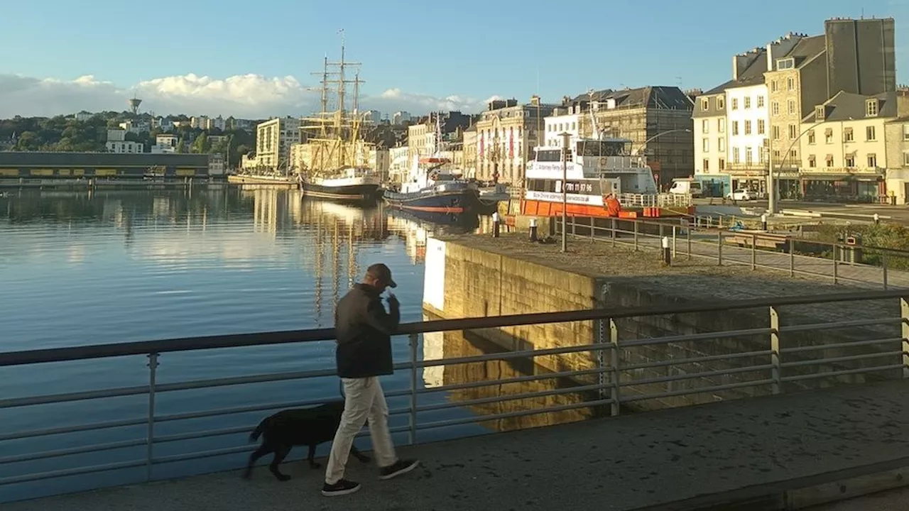 Dari Cherbourg Lesatkan Kapal-kapal Selam