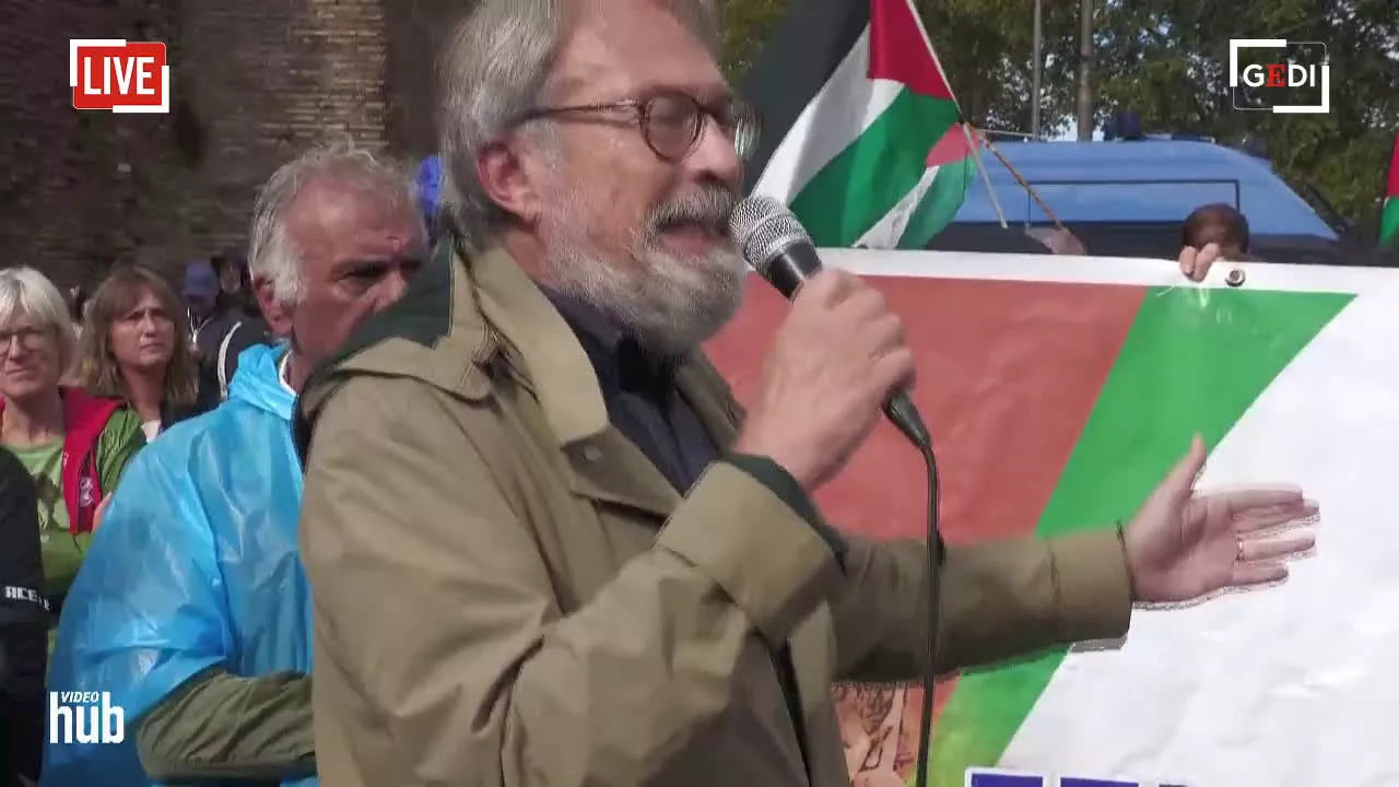 Roma, la città si blinda per la manifestazione pro-Palestina: migliaia in piazza