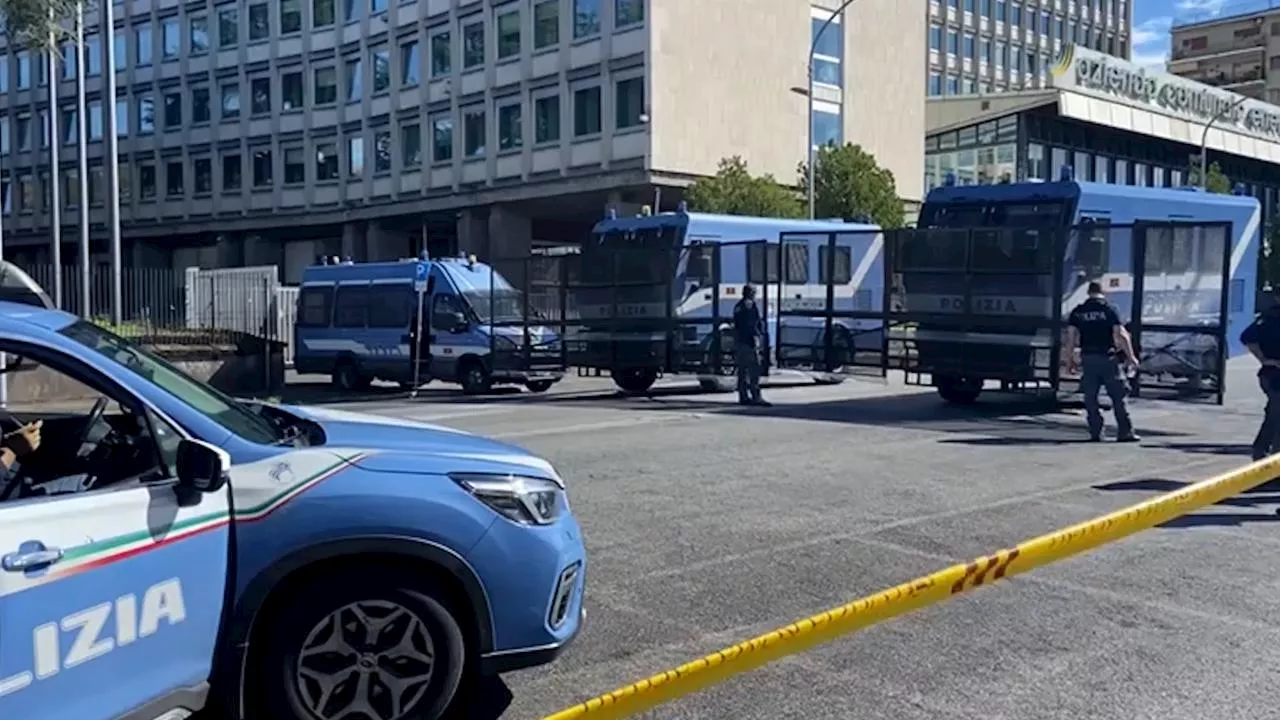 Roma, presidiata l'intera area della manifestazione pro-Palestina: schierati 1.500 agenti