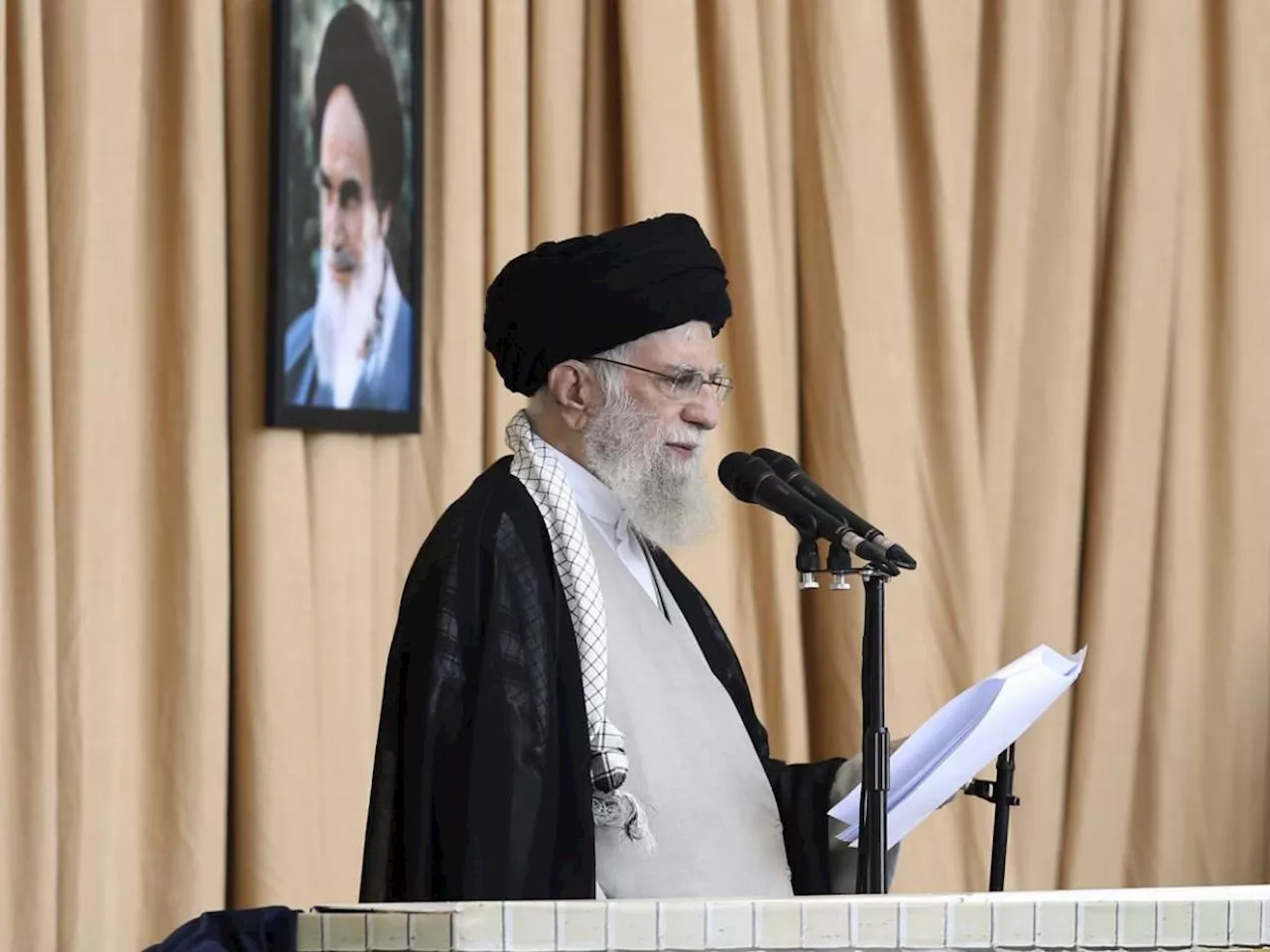 Khamenei, sermone armato. 'Israele verrà eliminato'