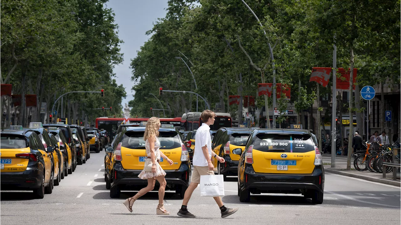 Dos mujeres taxistas de Barcelona denuncian ser víctimas de agresión sexual