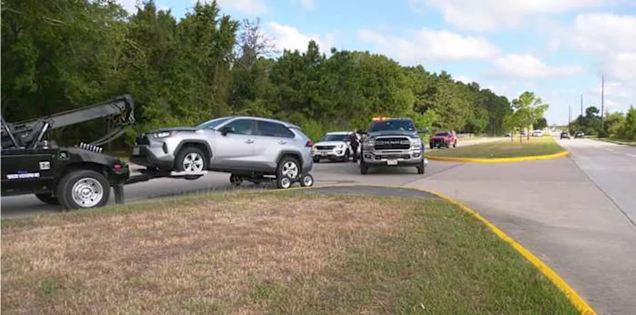 Woman hit and killed near Tomball, HCSO said