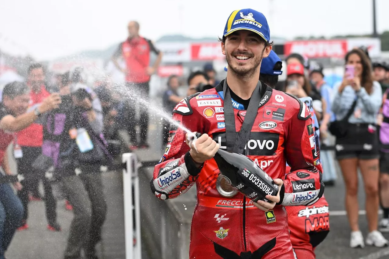 MotoGP: Bagnaia gagne le sprint au Japon et réduit l'écart avec Martin