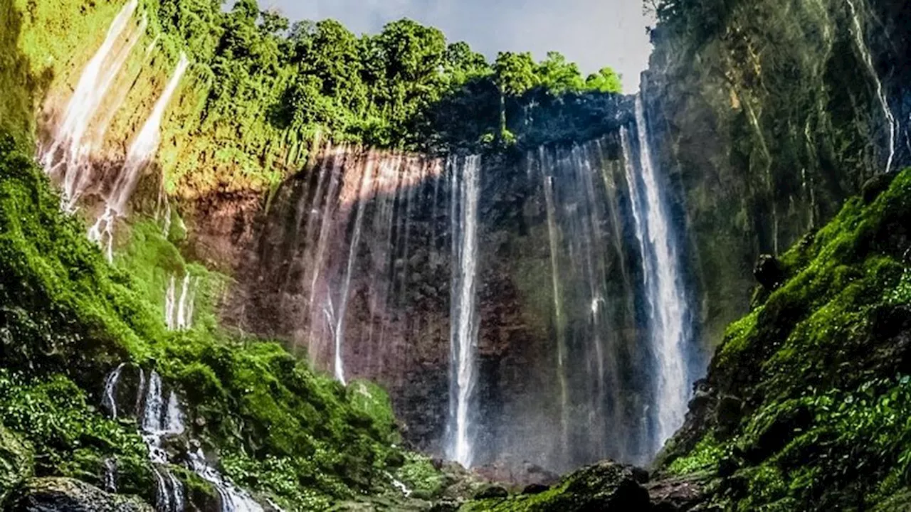 Indahnya Air Terjun Tumpak Sewu, Destinasi Wisata Alam Indah di Jawa Timur