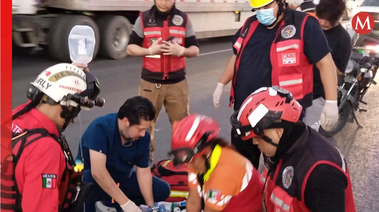 Muere hombre atropellado por la Ecovía en avenida Lincoln en Monterrey