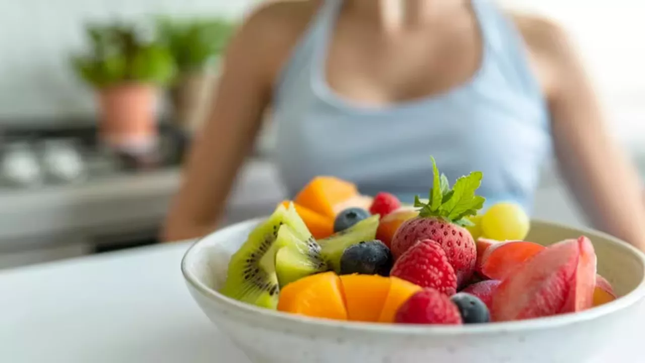 La fruta que trae mucho colágeno, elimina los dolores de rodilla y hace bien al corazón