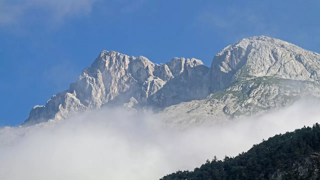 Wetter verhindert Bergung: Bergsteiger in Tirol vermisst - leblose Person gefunden