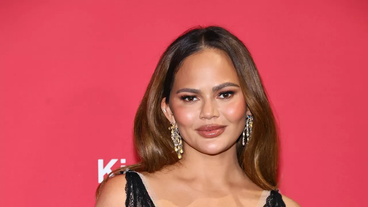 Chrissy Teigen genießt entspannten Familientag im Park