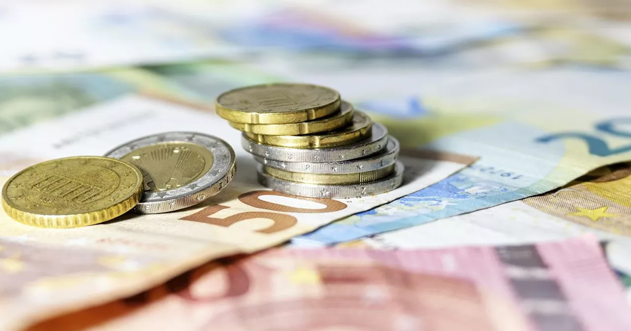 Full list of people who can claim €400 lump sum for workers next month