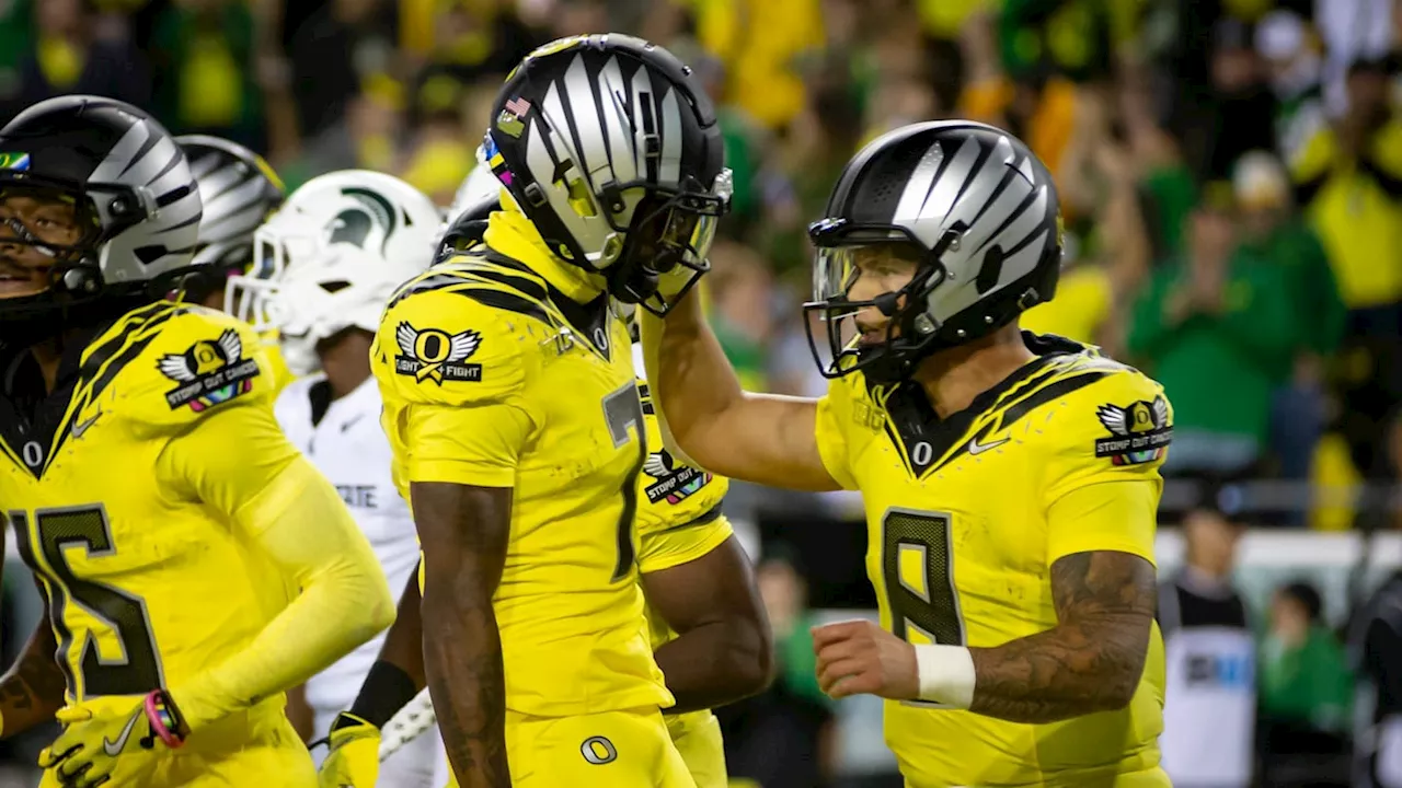 Oregon Ducks' Dillon Gabriel Reacts To Red Zone Interceptions vs. Michigan State