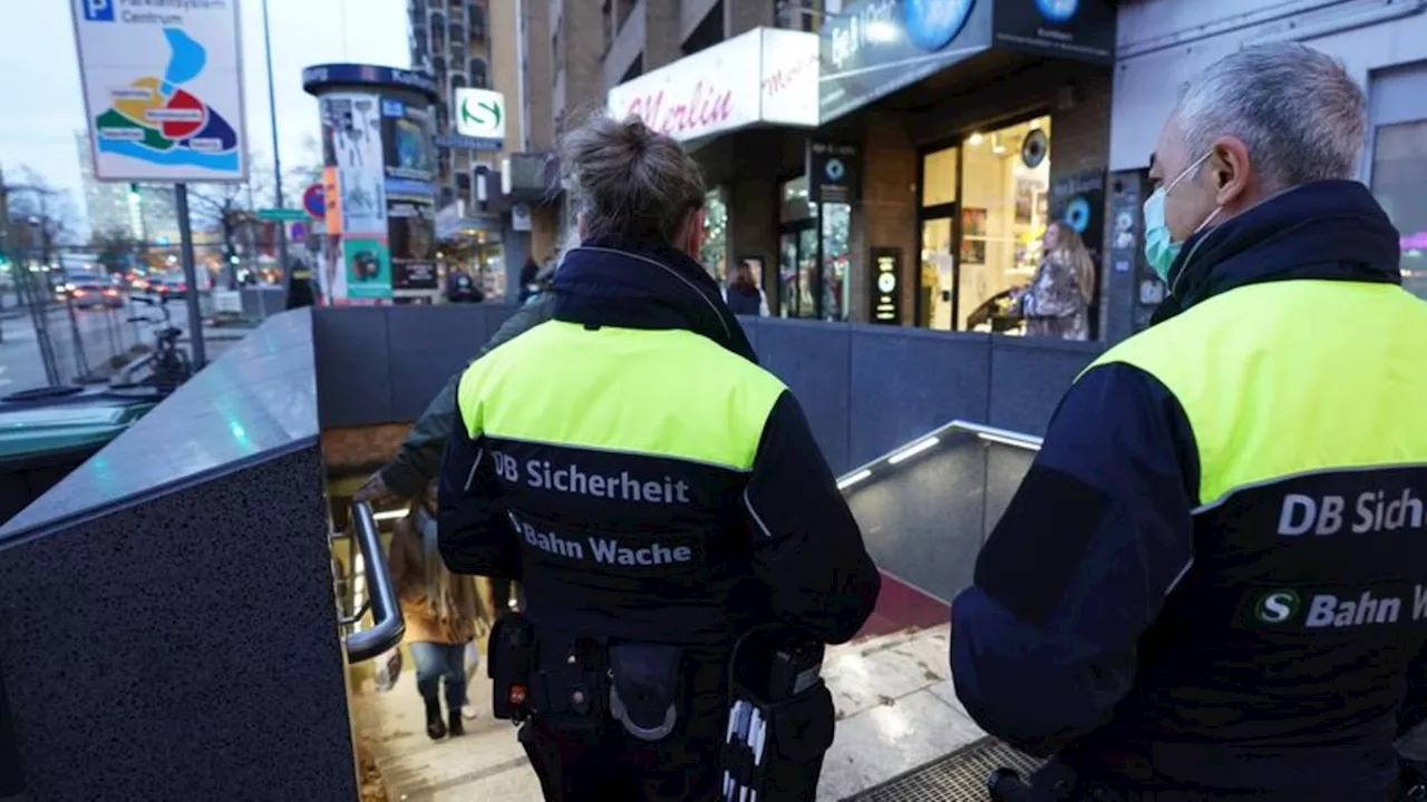 Unfälle: S-Bahnstation Reeperbahn - Treppensturz mit 2,8 Promille